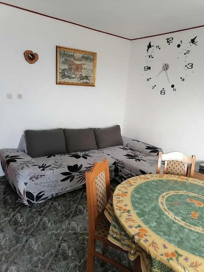 Apartmani Andelo I Ruzica Mundanije